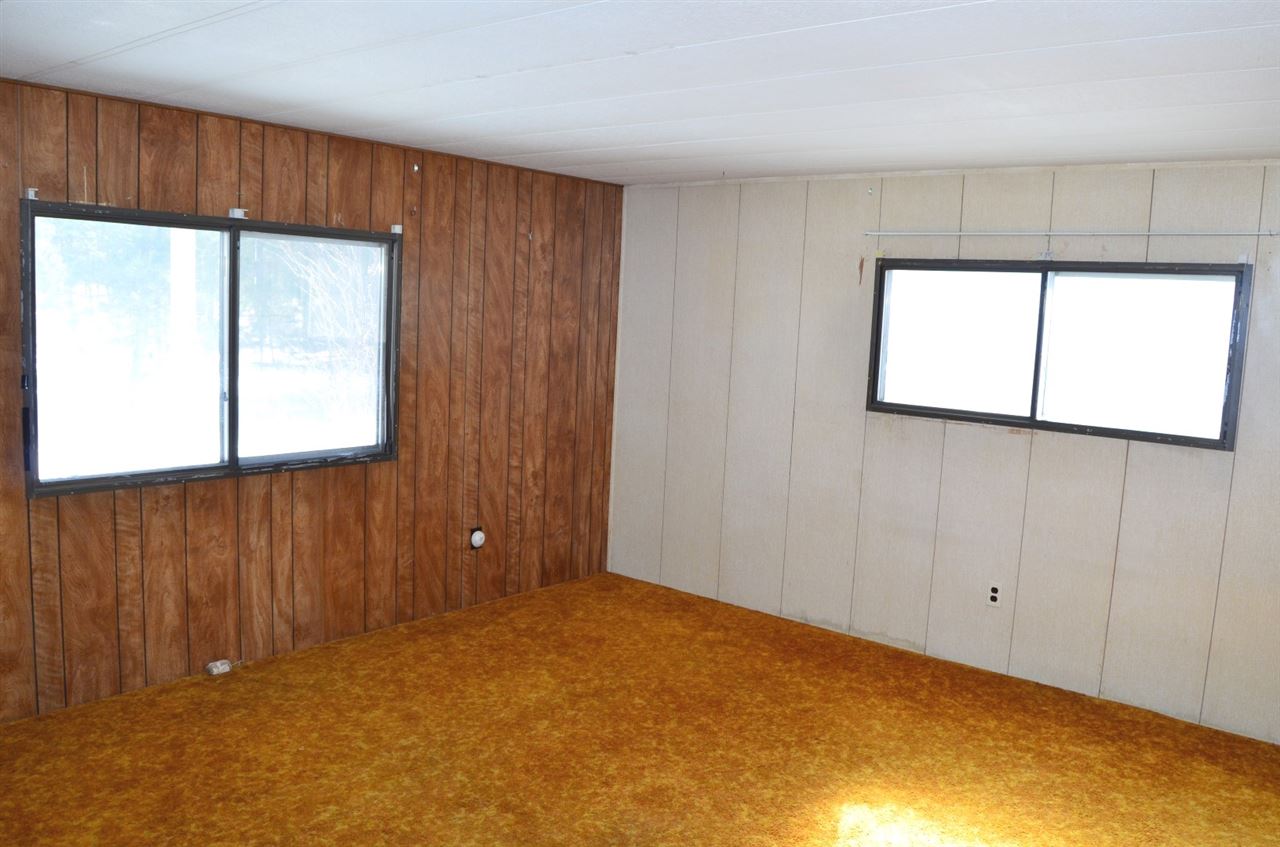 18301 West Salnave Road Cheney, WA 99004 - Photo 12 of 20