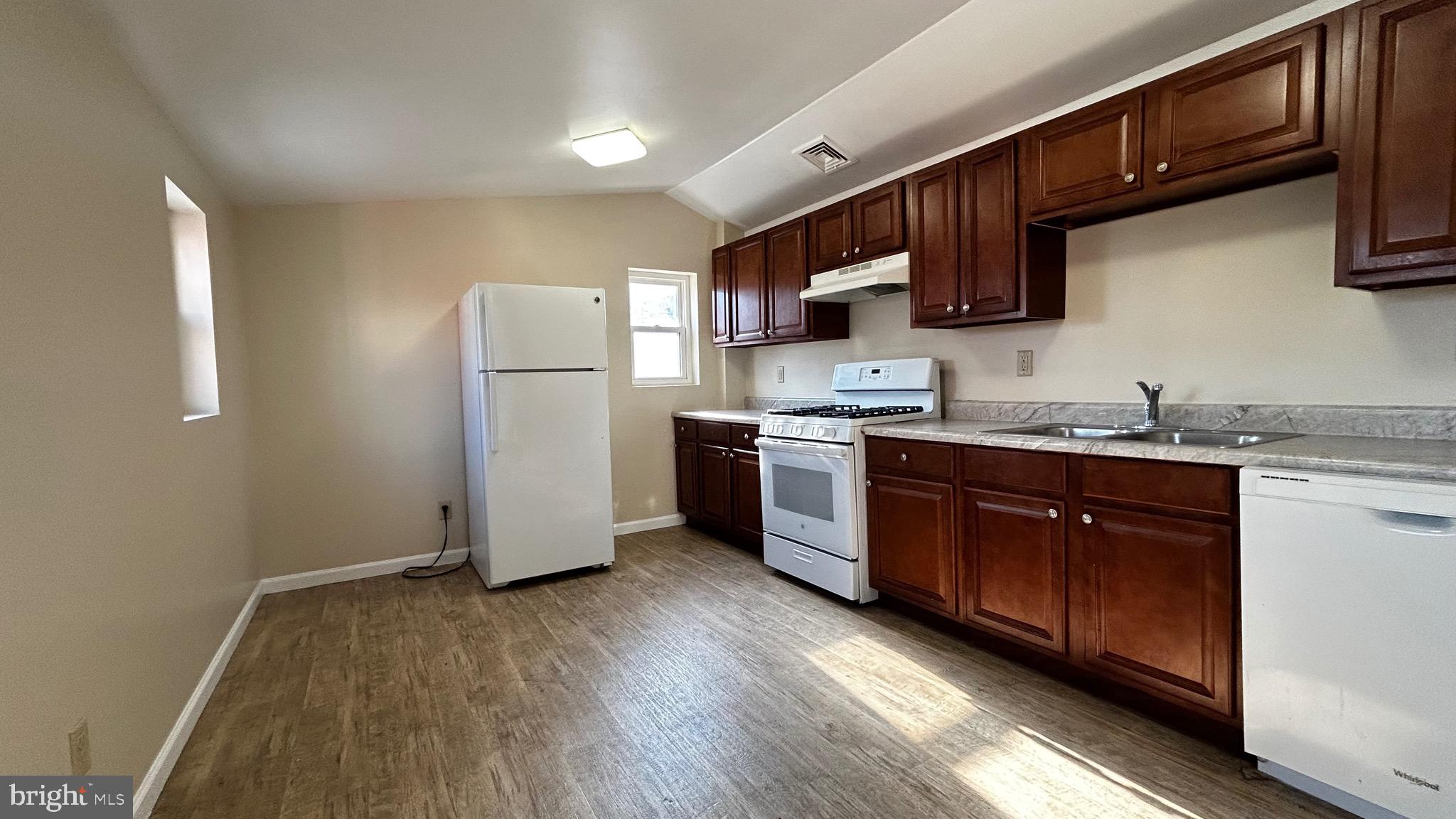 310 North 4th Street Reading, PA 19601 - Photo 26 of 39