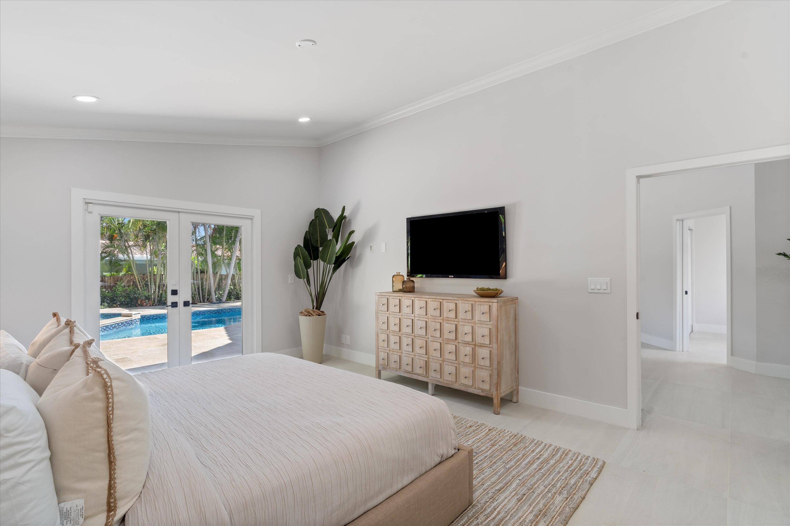 1132 Northeast 3rd Avenue Boca Raton, FL 33432 - Photo 15 of 35 14-1132 NE 3rd Ave Boca Raton, FL-116