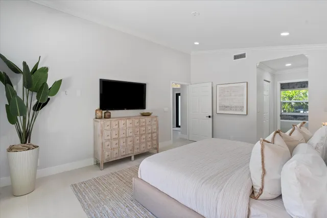 $2,500,000 | 1132 Northeast 3rd Avenue, Boca Raton, FL 33432