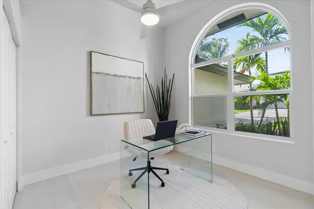 $2,500,000 | 1132 Northeast 3rd Avenue, Boca Raton, FL 33432