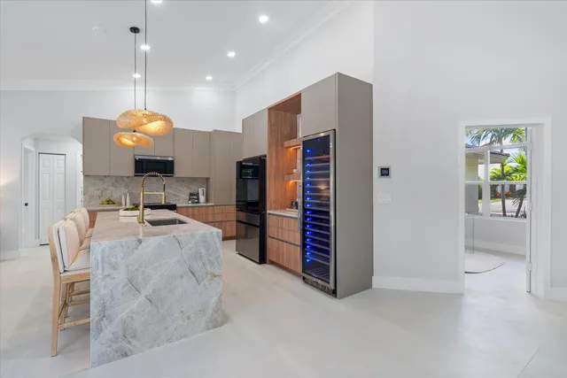 $2,500,000 | 1132 Northeast 3rd Avenue, Boca Raton, FL 33432