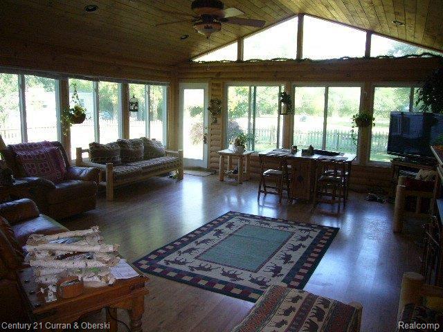 27366 West 10 Mile Road Southfield, MI 48033 - Photo 9 of 28 27366 W. Ten Mile 028.JPG