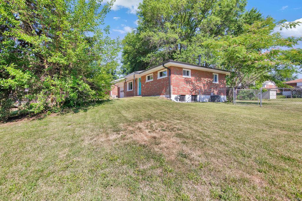 9801 Ridgely Lane Affton, MO 63123 - Photo 29 of 30 Gallery Image 29