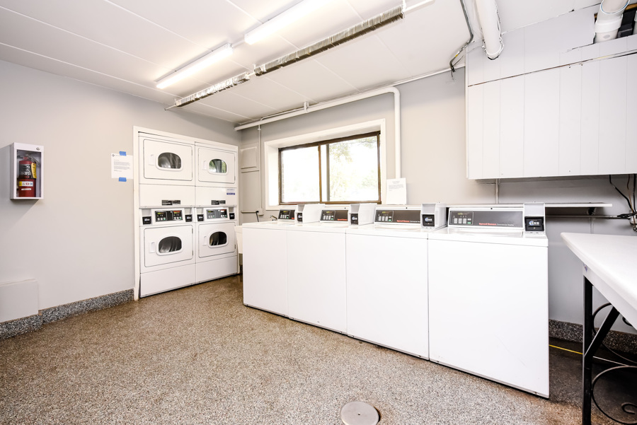 218 East Bailey Road, Unit A Naperville, IL 60565 - Photo 10 of 11 a room with cabinets and window