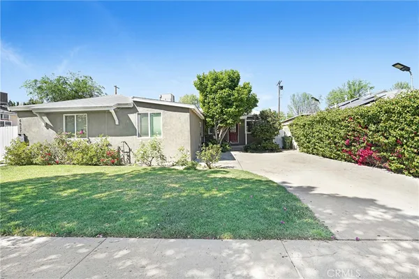 $1,100,000 | 6659 Zelzah Avenue, Reseda, CA 91335