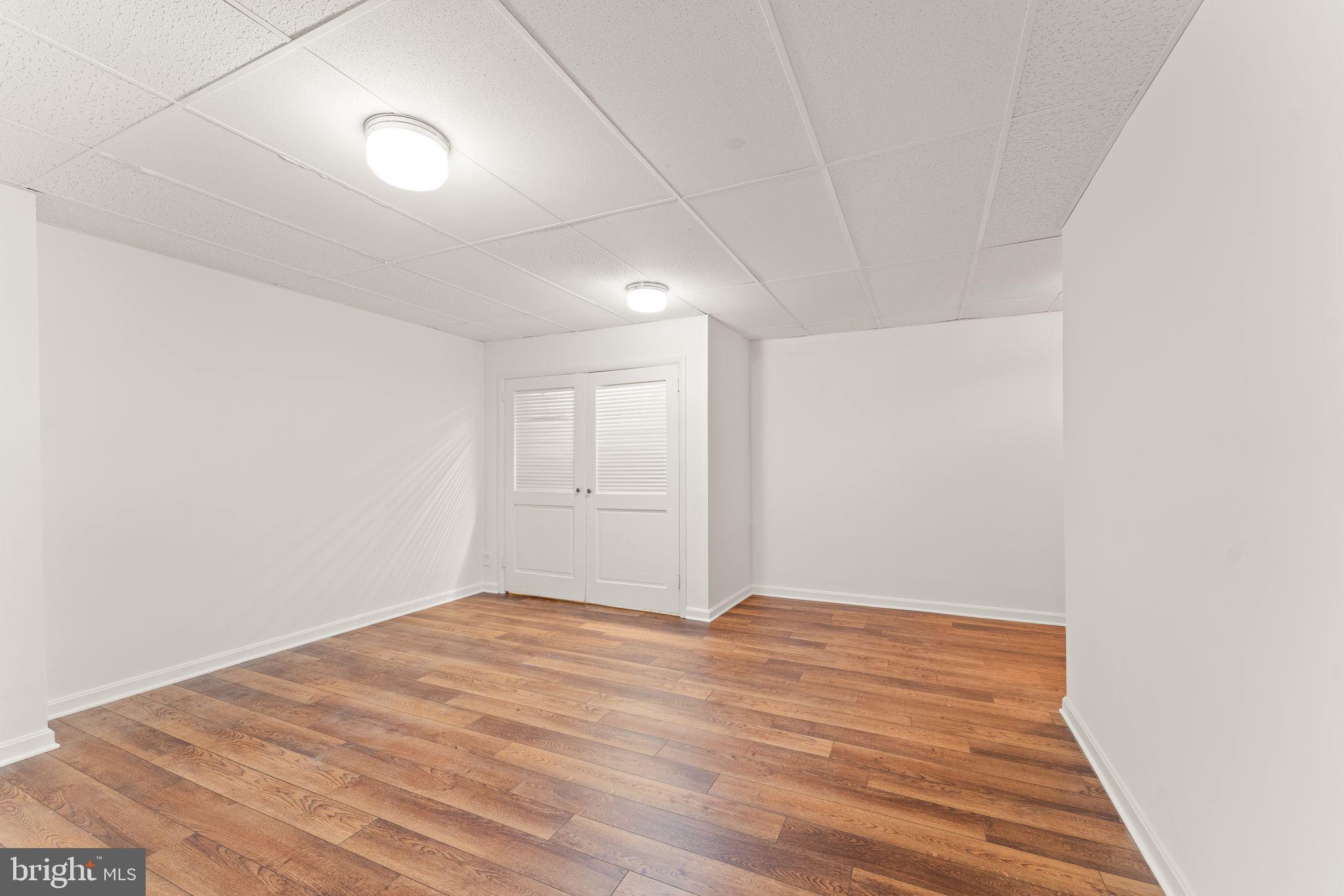 2212 Golf Course Drive Reston, VA 20191 - Photo 33 of 49 a view of empty room