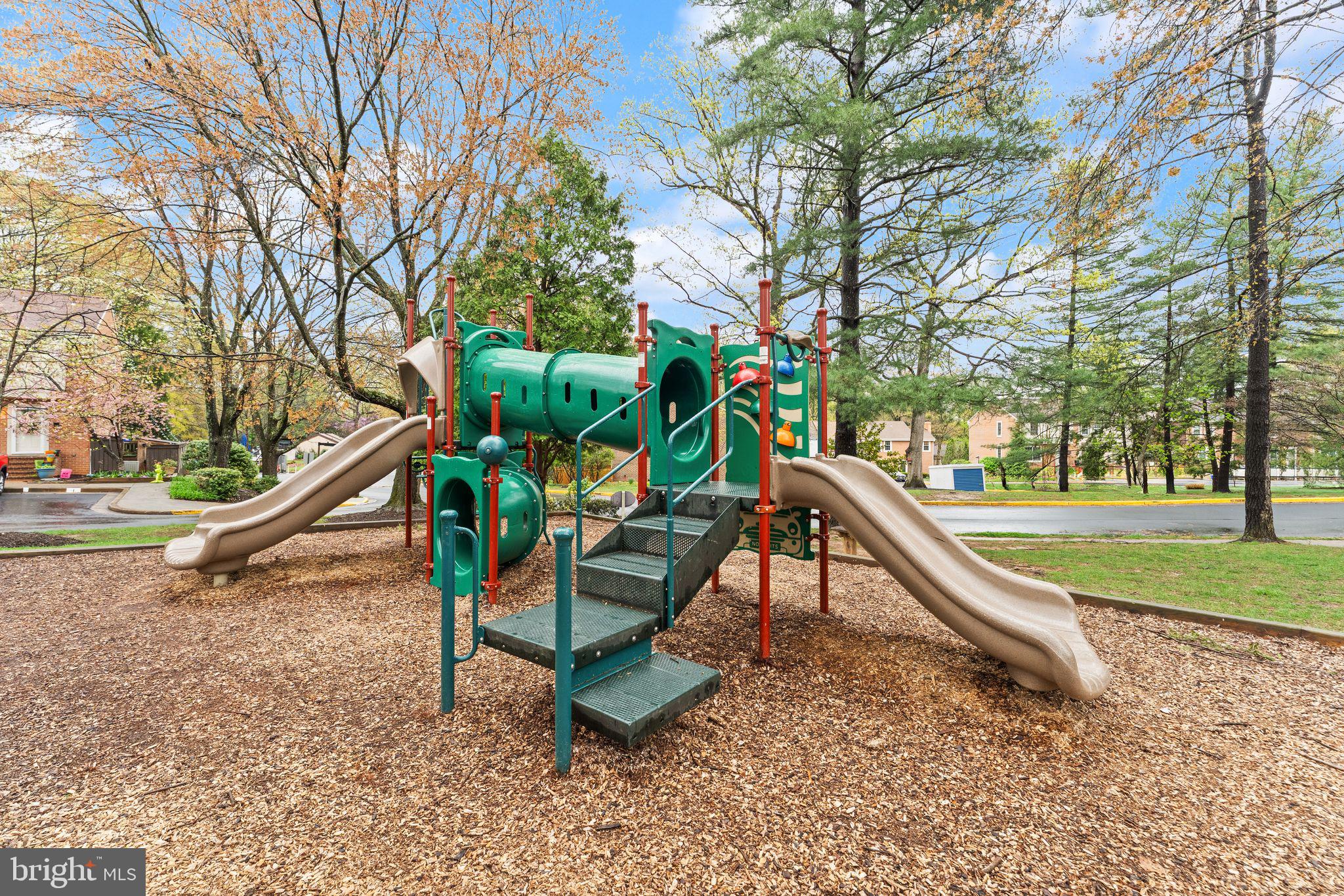 2212 Golf Course Drive Reston, VA 20191 - Photo 44 of 49