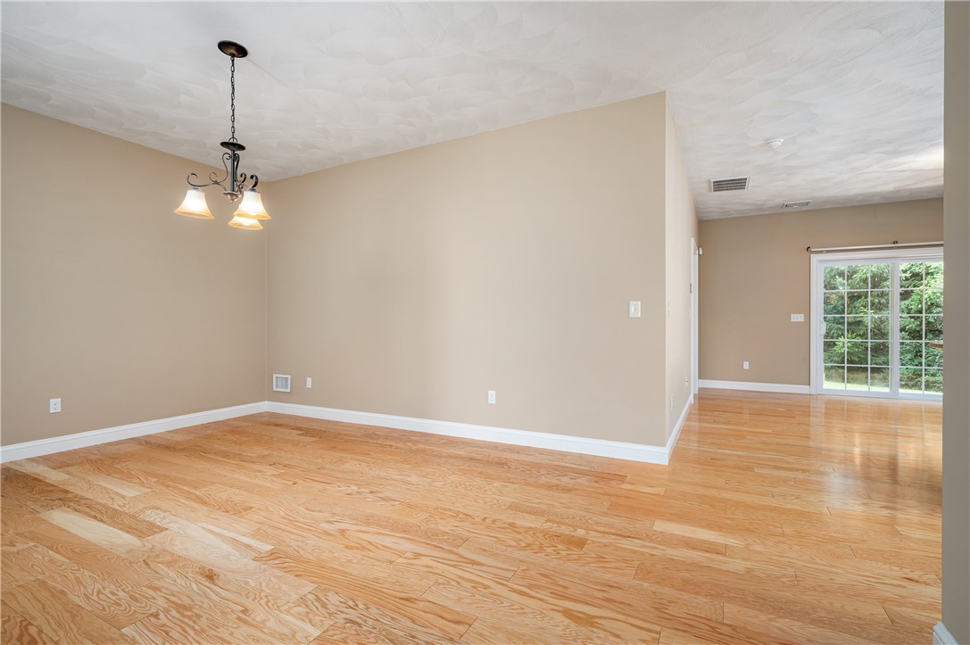 41 Breakneck Hill Road, Unit 29 Lincoln, RI 02865 - Photo 11 of 29 Gallery Image 11