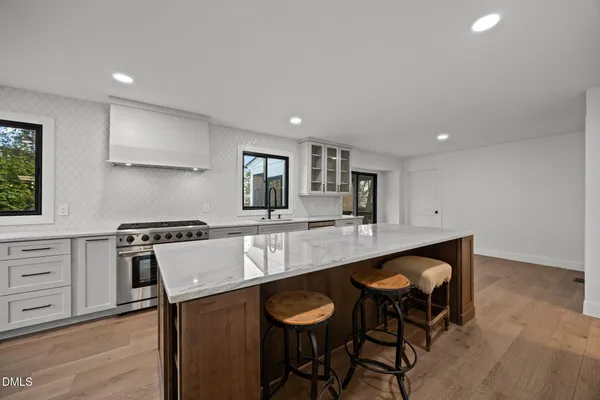 $975,000 | 8309 Harps Mill Road, Raleigh, NC 27615