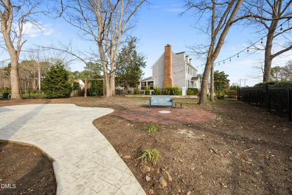 $975,000 | 8309 Harps Mill Road, Raleigh, NC 27615