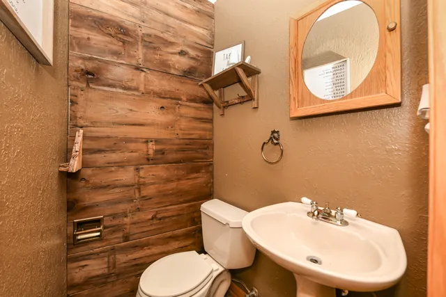 $479,000 | N6089 Lyons Road, Burlington, WI 53105