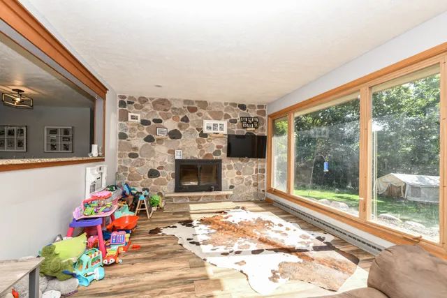 $479,000 | N6089 Lyons Road, Burlington, WI 53105