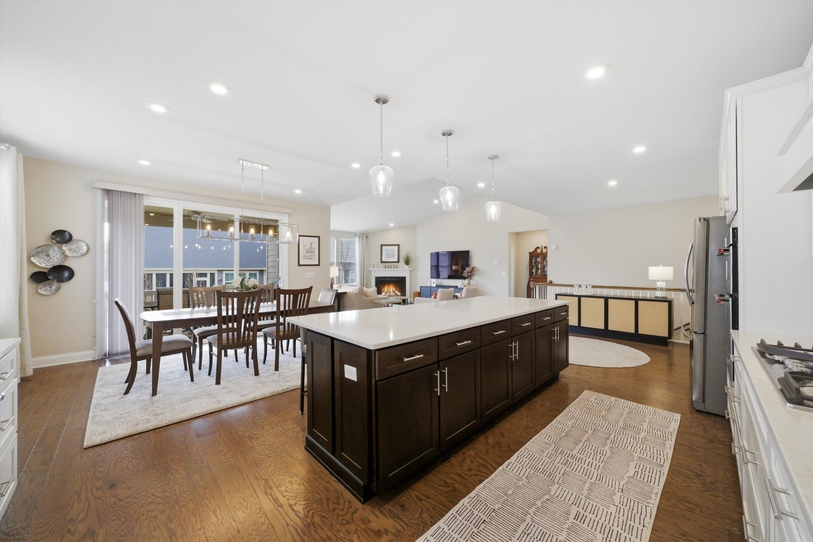 76 Somerset Circle Wheaton, IL 60189 - Photo 17 of 40 a large kitchen with stainless steel appliances a large counter top
