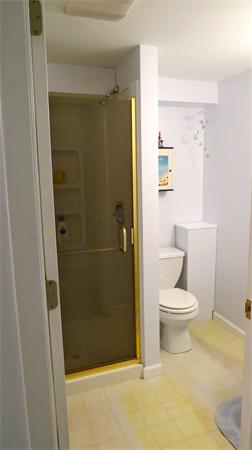 8 Sutton Court, Unit 8 Amherst, MA 01002 - Photo 22 of 29