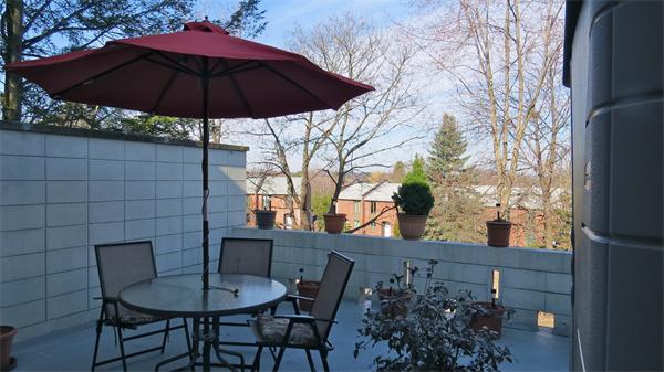 8 Sutton Court, Unit 8 Amherst, MA 01002 - Photo 26 of 29