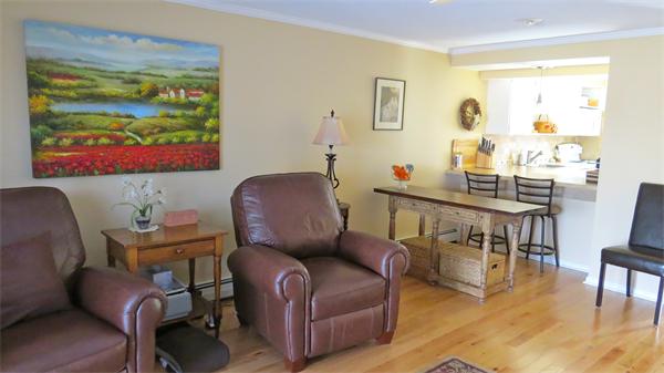 8 Sutton Court, Unit 8 Amherst, MA 01002 - Photo 6 of 29