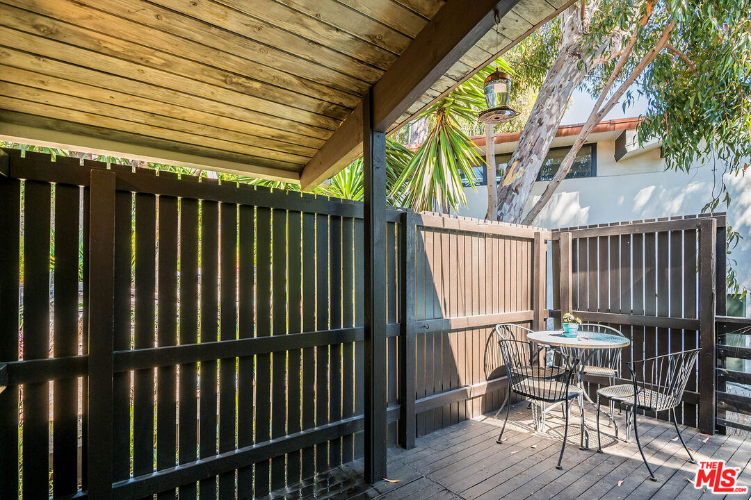 3557 Serra Road Malibu, CA 90265 - Photo 20 of 32 a view of a chairs on the roof deck