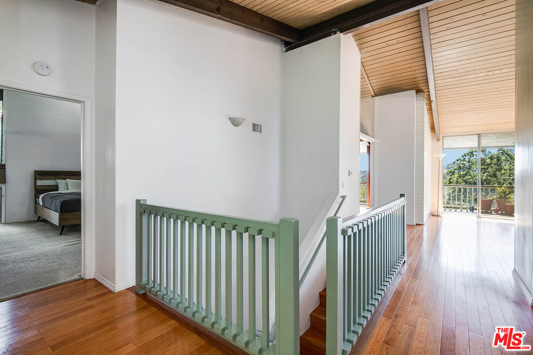 3557 Serra Road Malibu, CA 90265 - Photo 3 of 32 a view of a balcony