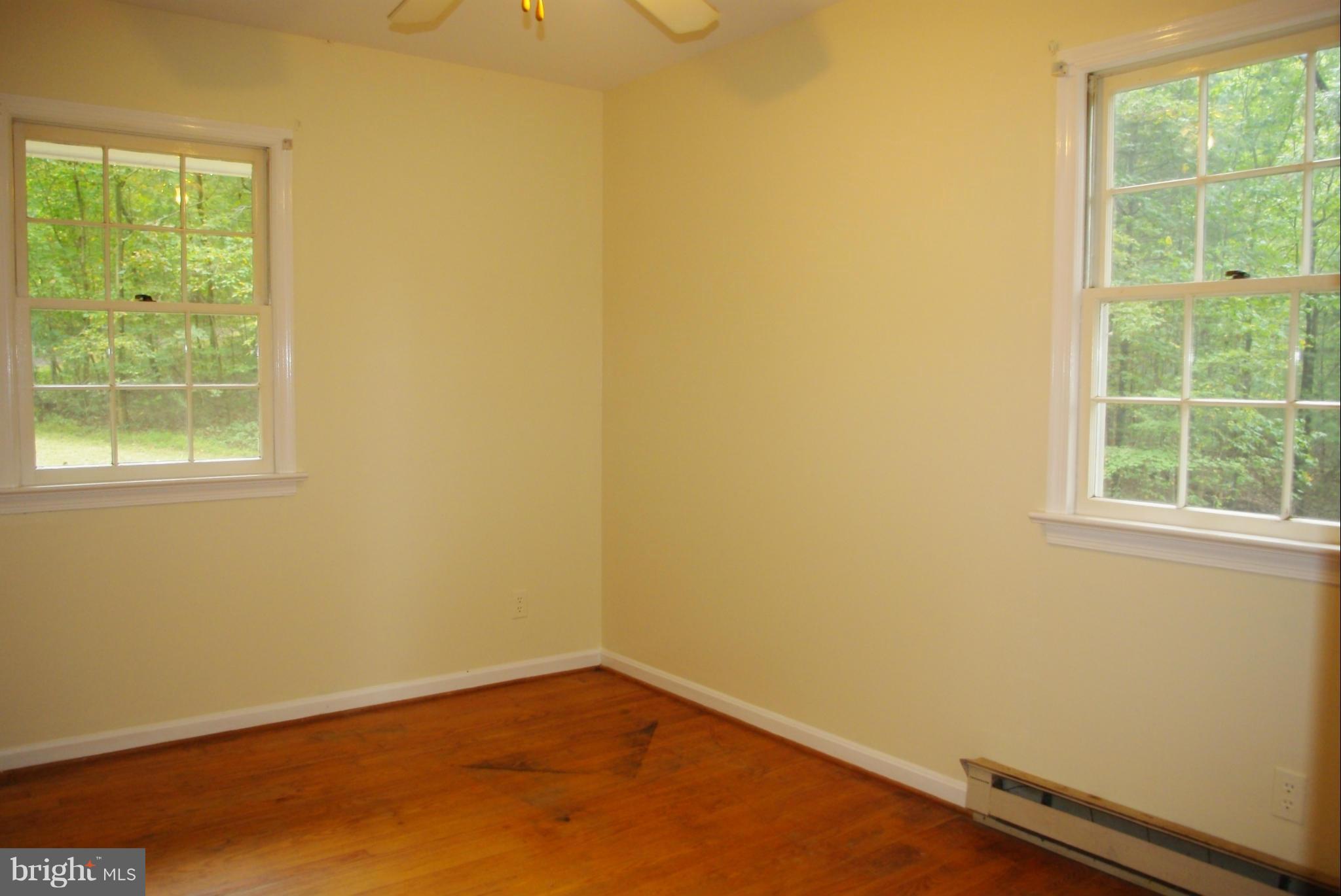 353 Aaron Mountain Road Castleton, VA 22716 - Photo 21 of 23 Bedroom 2