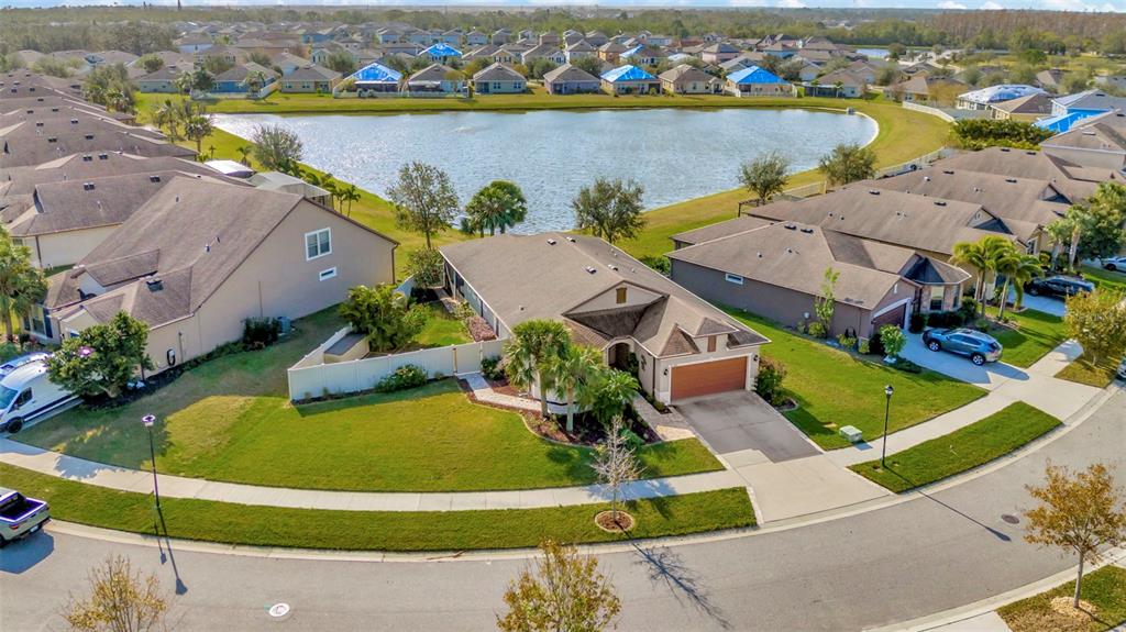 16340 Treasure Point Drive Wimauma, FL 33598 - Photo 4 of 50