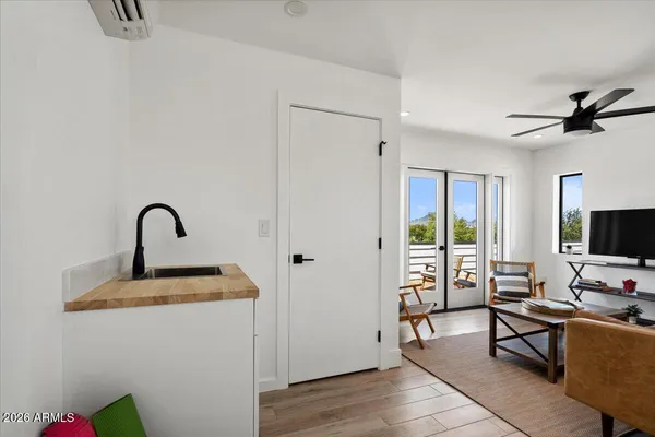 $1,750,000 | 220 West Monterosa Street, Phoenix, AZ 85013