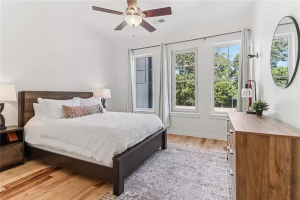 $2,800 | 1430 Dresden Drive Northeast, Unit 225, Brookhaven, GA 30319