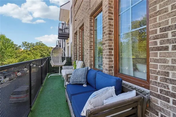 $2,800 | 1430 Dresden Drive Northeast, Unit 225, Brookhaven, GA 30319