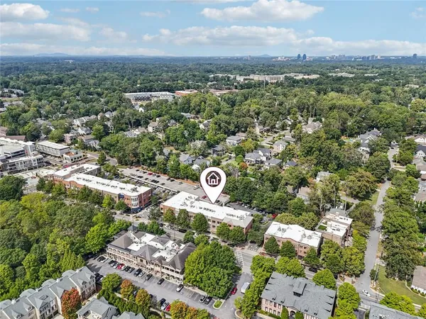 $2,800 | 1430 Dresden Drive Northeast, Unit 225, Brookhaven, GA 30319