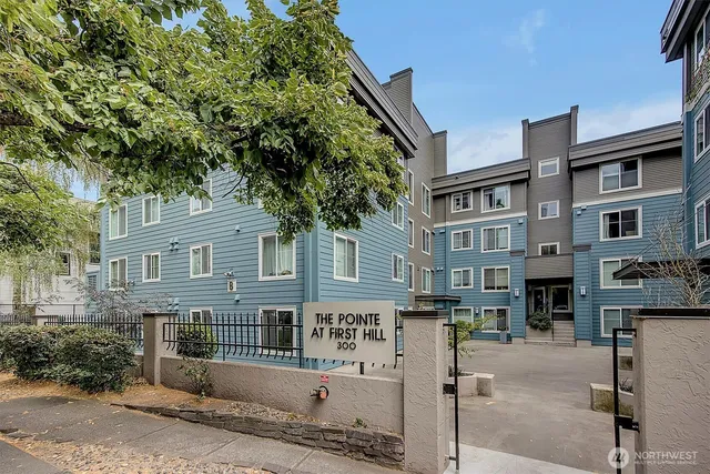 $288,888 | 300 10th Avenue, Unit B205, Seattle, WA 98122