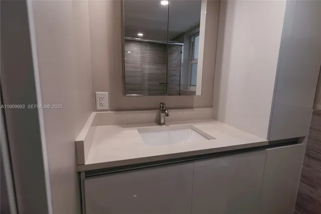 $3,300 | 4017 North Cypress Drive, Unit 201, Pompano Beach, FL 33069