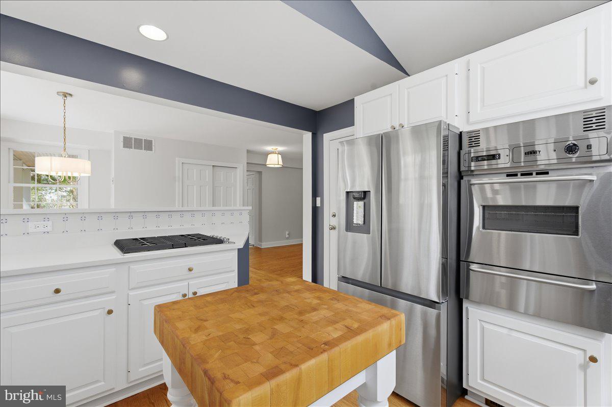 5736 8th Road North Arlington, VA 22205 - Photo 23 of 57 Modern Farmhouse Kitchen