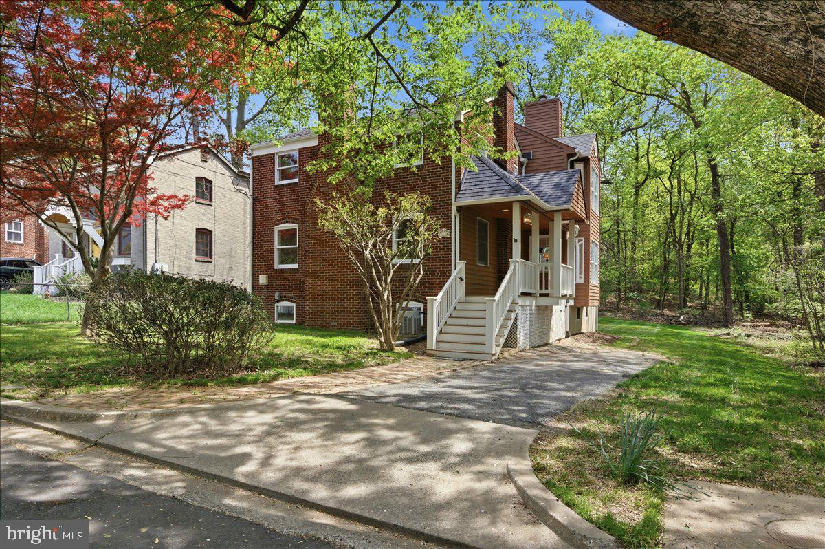 5736 8th Road North Arlington, VA 22205 - Photo 43 of 57 Front of Home