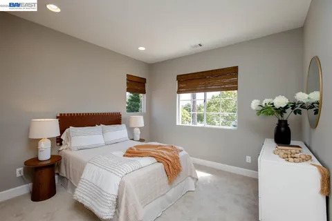 $2,095,000 | 367 Creedon Circle, Alameda, CA 94502