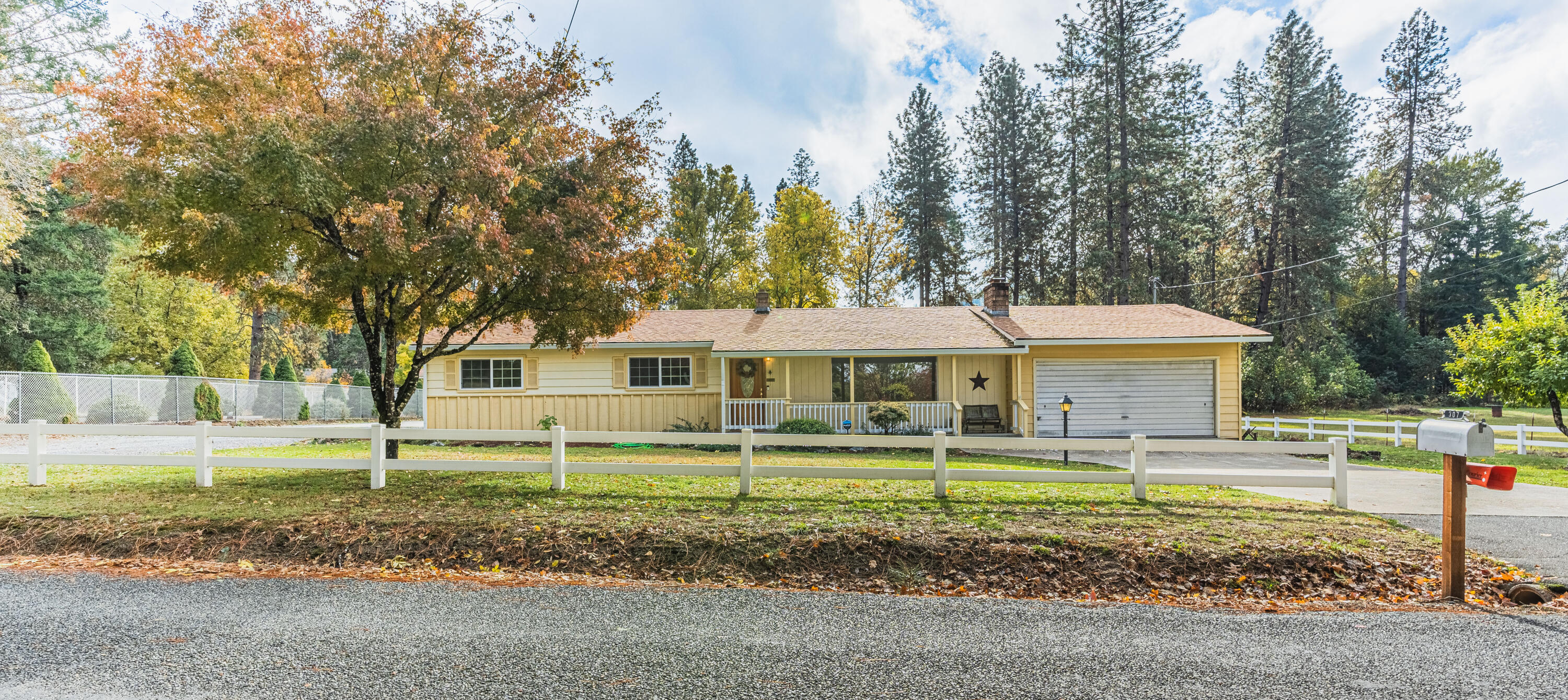307 Espey Road Grants Pass, OR 97527 - Photo 34 of 34 307 Espey Rd - Grants Pass, OR 97527-23