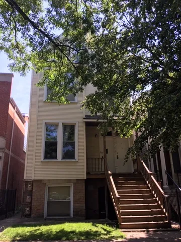 $1,055,000 | 1749 West Barry Avenue, Chicago, IL 60657