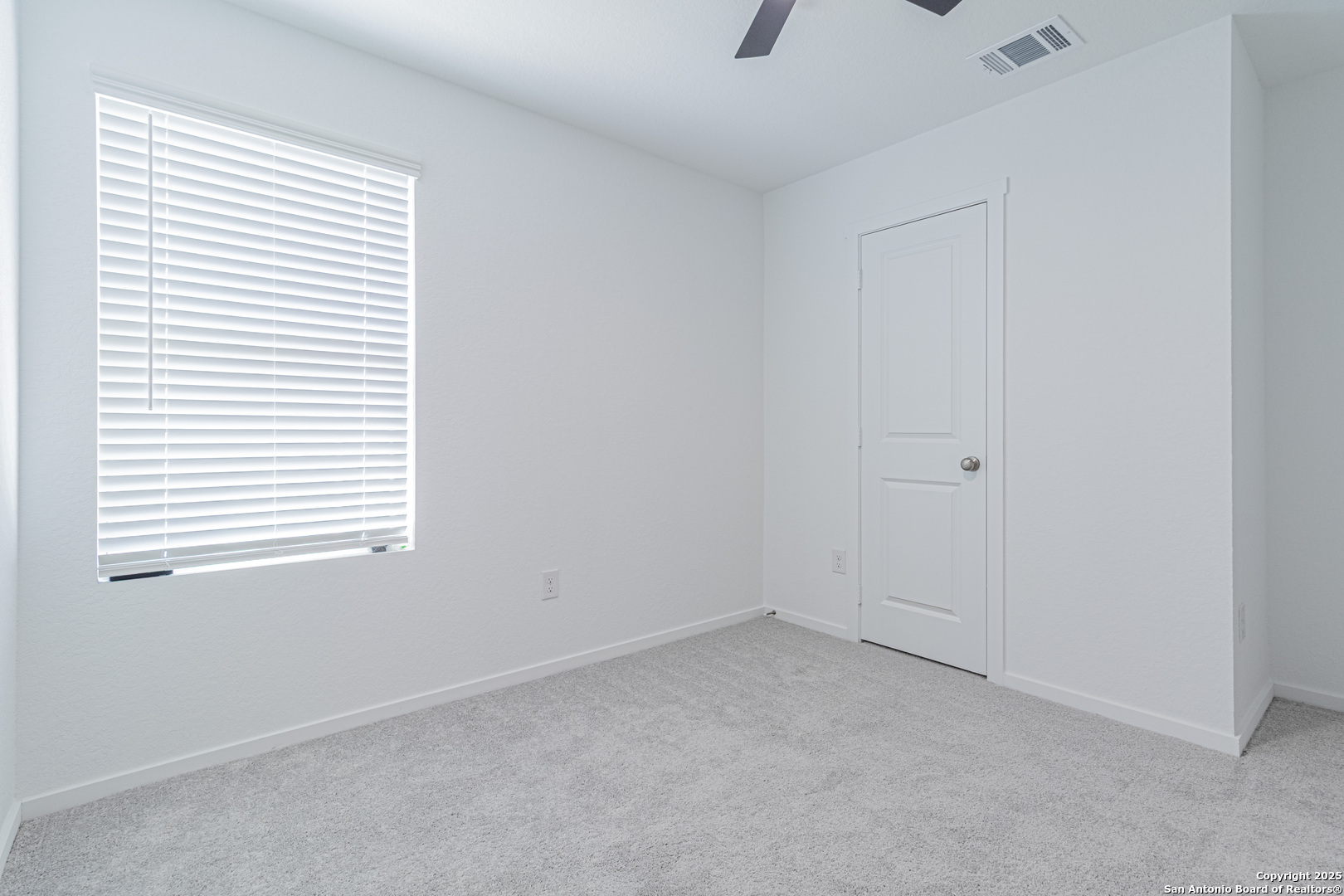 14610 Kayden Ridge San Antonio, TX 78253 - Photo 19 of 35 an empty room with a window