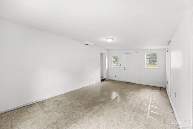 $114,900 | 914 Twinbrook Avenue, Pensacola, FL 32505