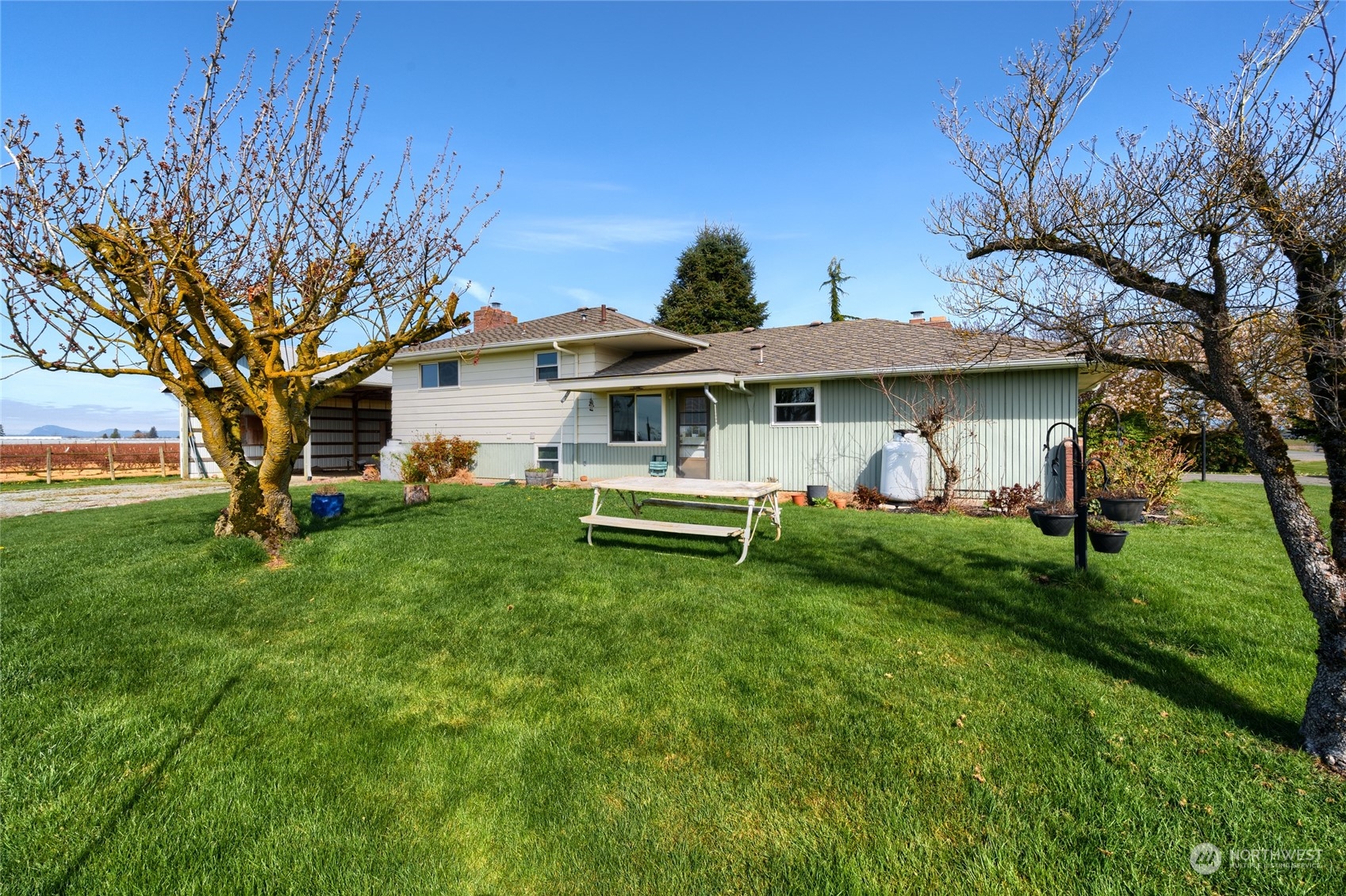 16256 Kamb Road Mount Vernon, WA 98273 - Photo 5 of 34 Gallery Image 5