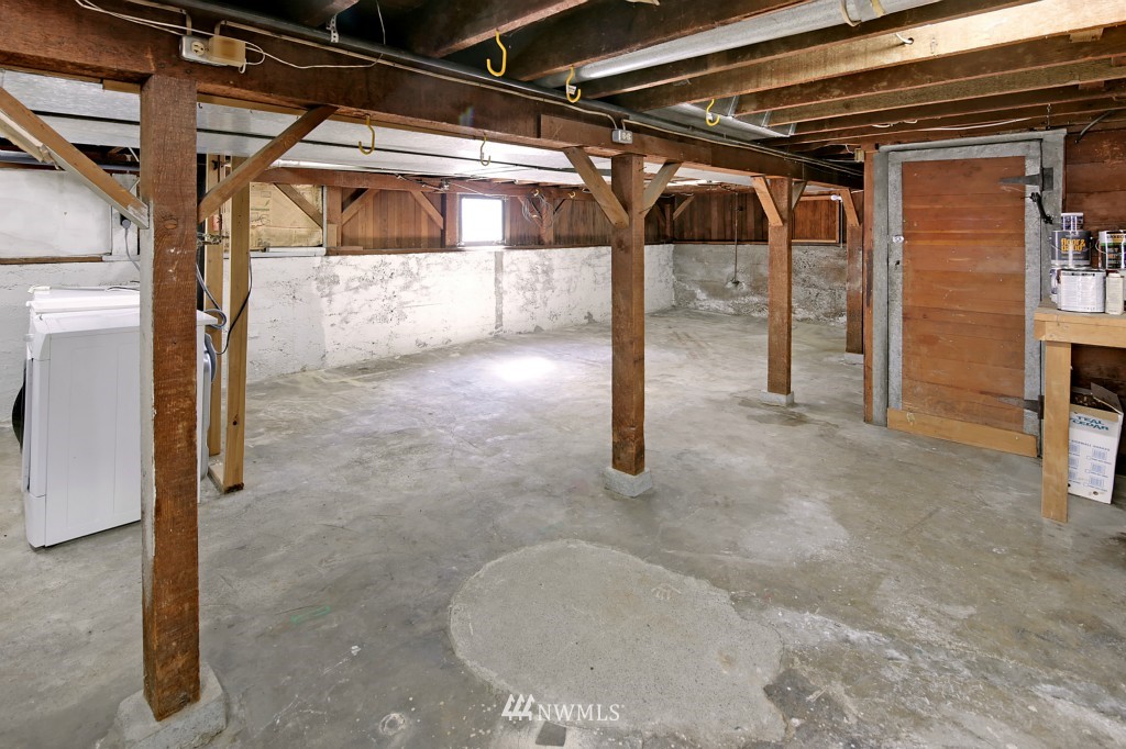718 North 83rd Street Seattle, WA 98103 - Photo 12 of 17 Gallery Image 12