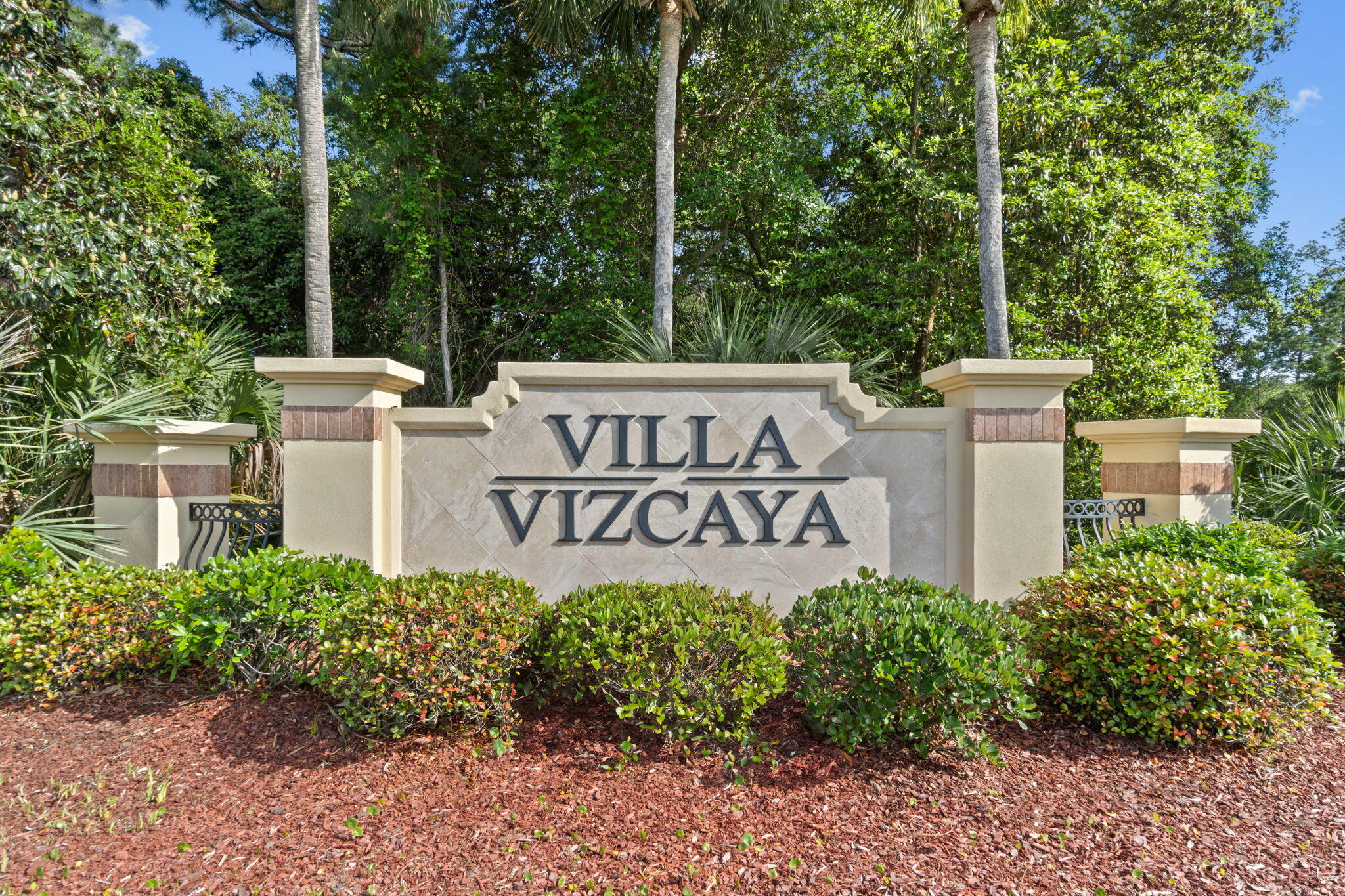 7475 Soundshore Drive Navarre, FL 32566 - Photo 5 of 35 a sign that is sitting on a brick wall