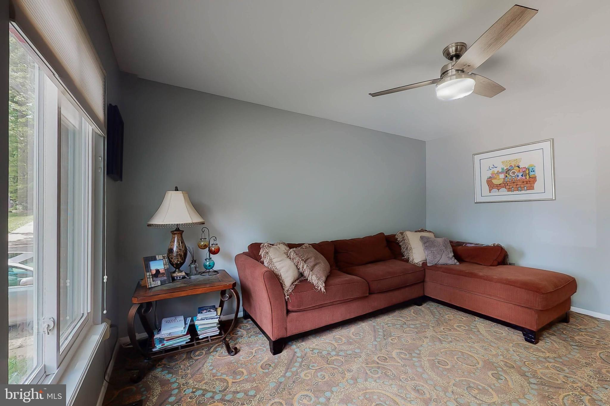6313 Benhurst Road Baltimore, MD 21209 - Photo 14 of 31