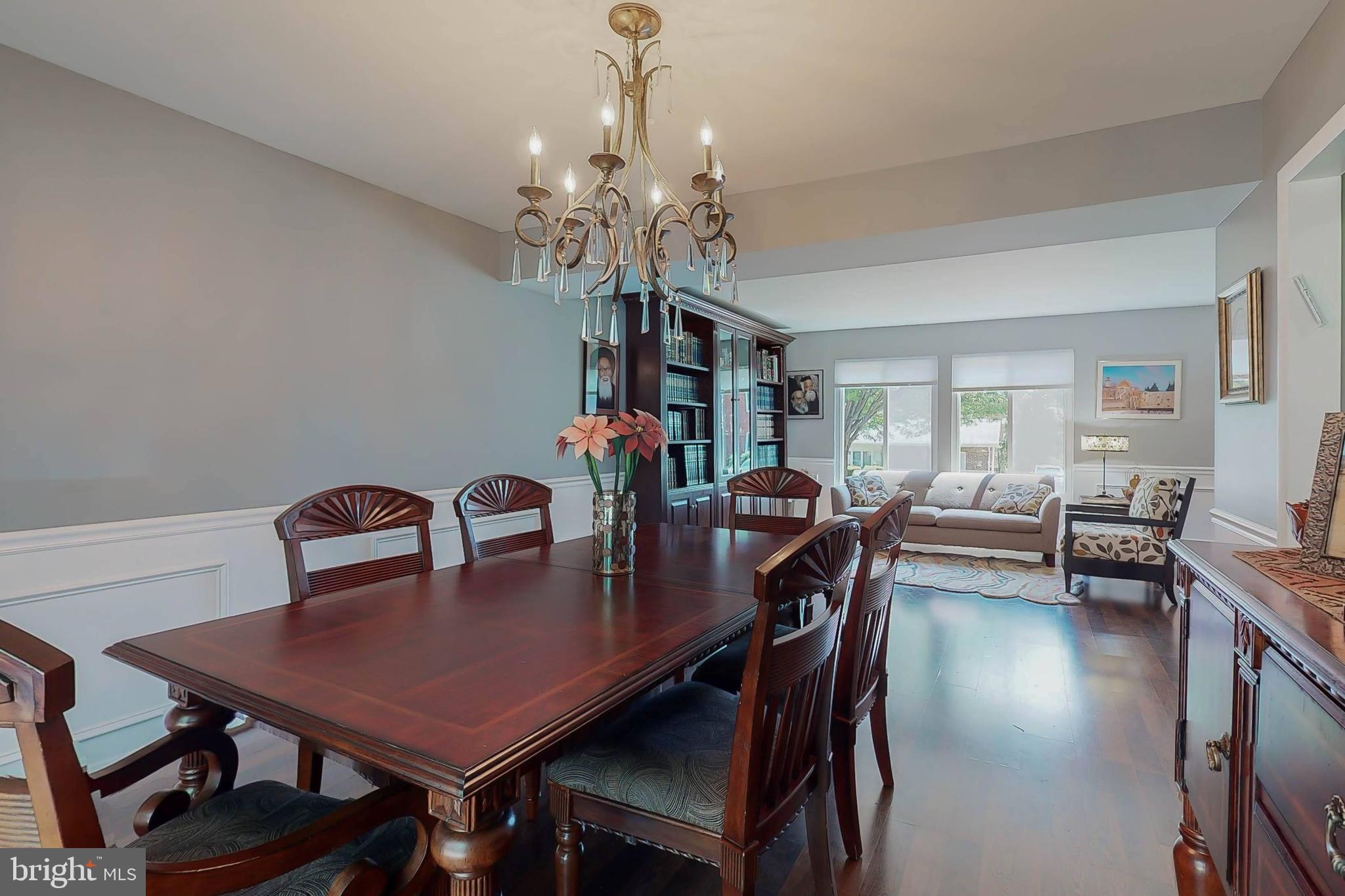 6313 Benhurst Road Baltimore, MD 21209 - Photo 3 of 31