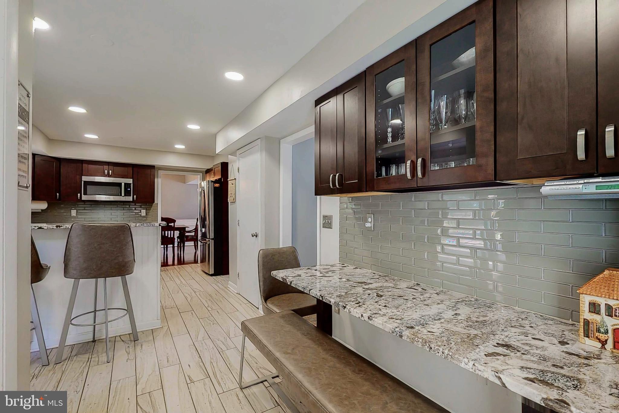 6313 Benhurst Road Baltimore, MD 21209 - Photo 9 of 31