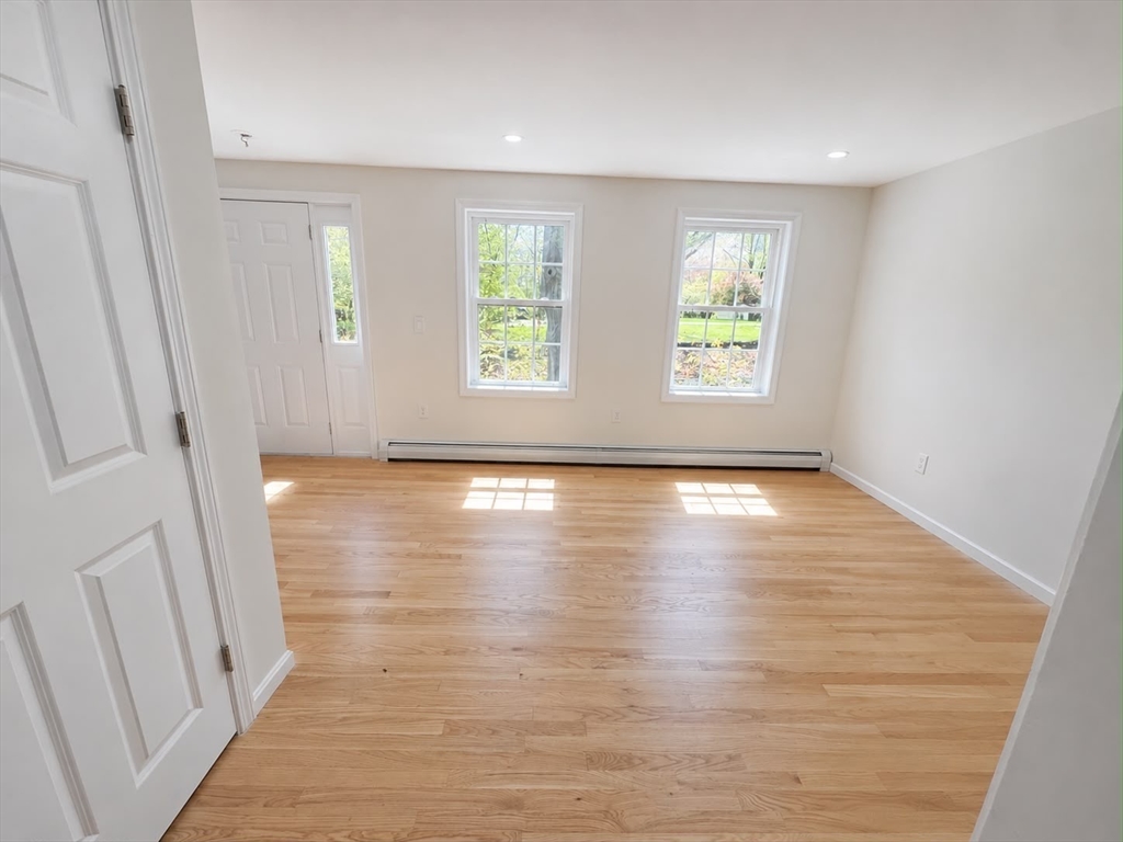 4 Wilder Road Leominster, MA 01453 - Photo 3 of 22