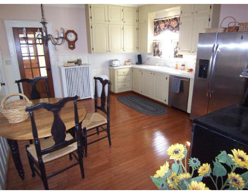 21 Appleton Street Salem, MA 01970 - Photo 7 of 14 Gallery Image 7