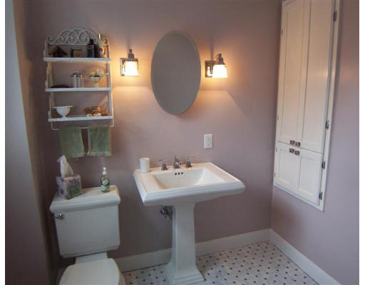 21 Appleton Street Salem, MA 01970 - Photo 9 of 14 Gallery Image 9