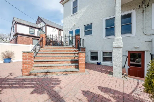 $2,149,000 | 211 Laurelton Boulevard, Long Beach, NY 11561