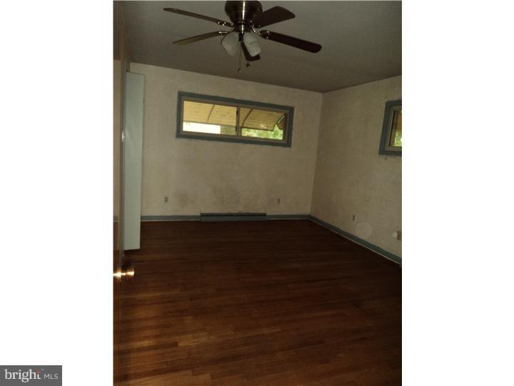 3407 Stoudts Ferry Bridge Road Reading, PA 19605 - Photo 6 of 13
