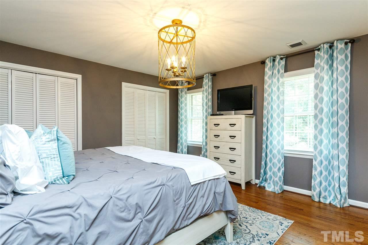 4925 Brookhurst Place Raleigh, NC 27609 - Photo 17 of 30